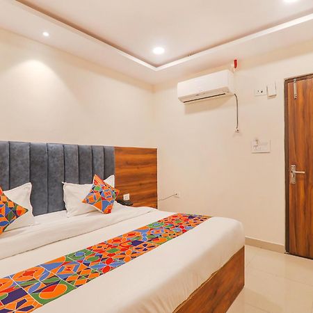 Fabhotel Rachna Palace And Banquets - Nr Lekhraj Metro Station Lucknow Exterior foto